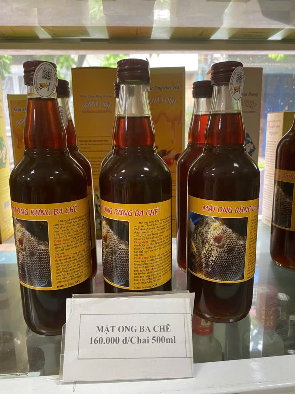 Mật ong rừng Ba Chẽ